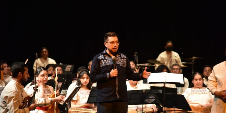 Se presenta la primera orquesta típica de Tlaxcala en el teatro Xicoténcatl