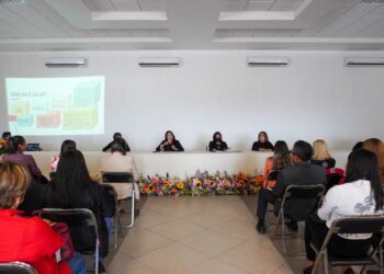 Realiza PGJE conferencia sobre órdenes de protección a las víctimas