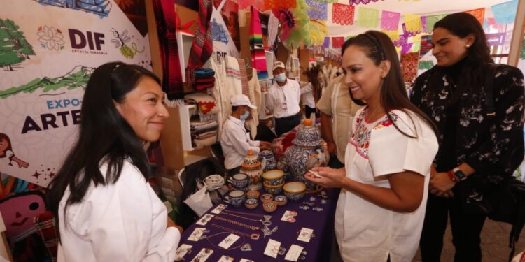 Tlaxcala cautiva a ciudad de México en los pinos