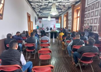 Capacita fiscalía anticorrupción a servidores públicos de cuatro municipios