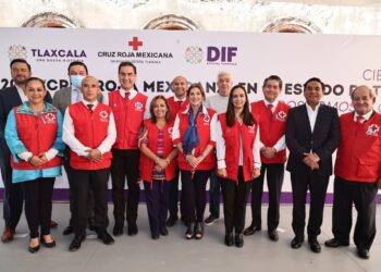 Presidió gobernadora Lorena Cuéllar cierre de colecta de la cruz roja mexicana en Tlaxcala