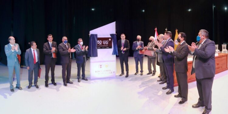 Conmemora Facultad de Ciencias Económico Administrativas de la UATx su 50 aniversario