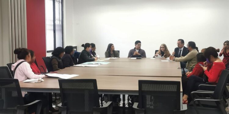 Atiende Comisión de diputadas y diputados demandas de activistas