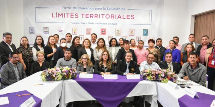 Comisión de Asuntos Municipales celebra firma de convenios para solución de límites territoriales