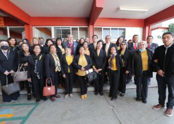 Celebra primaria “educación y patria” 137 aniversario