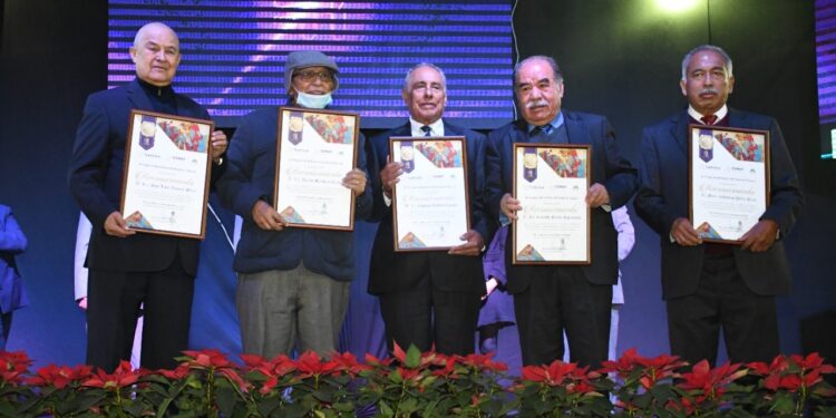 COBAT se consolida como una de las mejores instituciones educativas del estado en su 41 aniversario