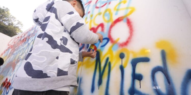 Pintaron SEDIF y TELETÓN mural “desafío por México” en Tlaxcala