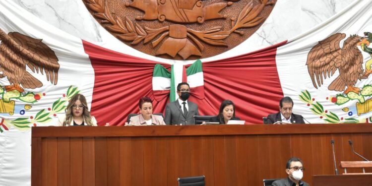 Declara LXIV Legislatura procedente renuncia de Anel Bañuelos Meneses como magistrada interina del TSJE