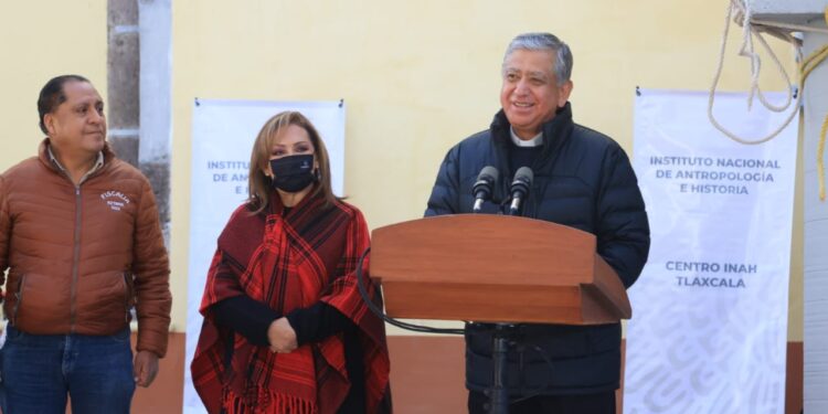 Entregó gobernadora trabajos de remodelación del templo de nuestra señora del Carmen Aztama en Teolocholco