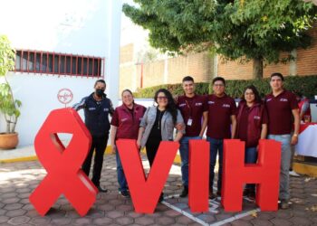 Con educación sexual y entrega de métodos anticonceptivos, previenen en Tlaxcala contagios del SIDA