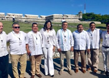 Acude ICATLAX a la “cuarta reunión nacional de directores generales ICAT 2022”