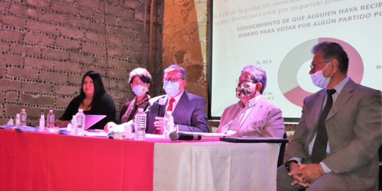 El informe país 2020 permite ver mejoras y retrocesos de la democracia en México: Lule Ortega