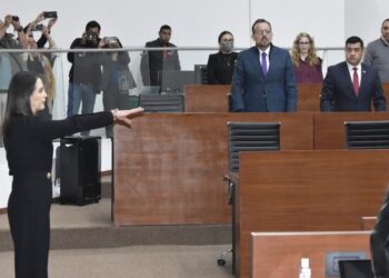 Congreso designa y toma protesta a Anel Bañuelos como nueva magistrada del TSJE