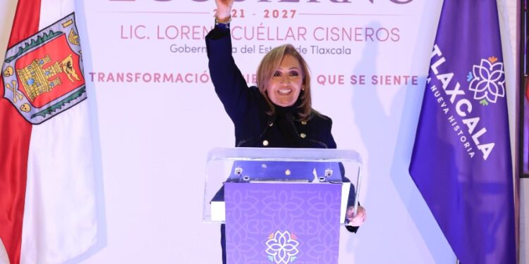 Presenta gobernadora informe regional por primer año de gobierno en Apizaco