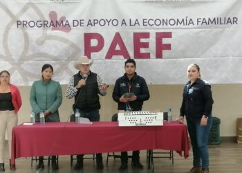 Entrega SIA 100 paquetes de especies menores en Xiloxoxtla
