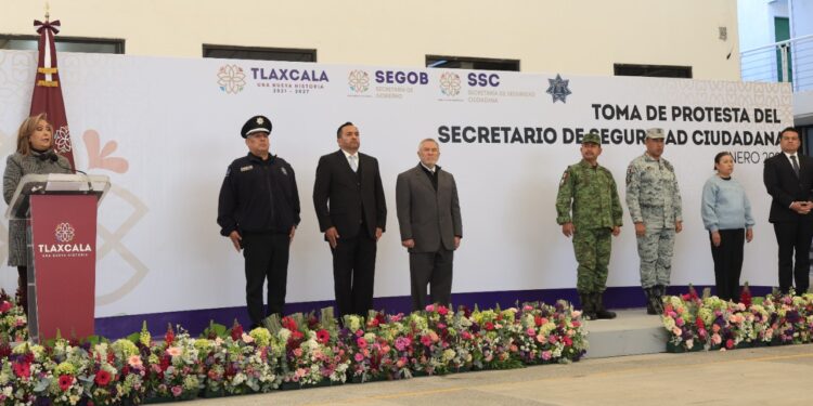 Gobernadora Lorena Cuéllar Cisneros toma protesta a Ramón Celaya como nuevo secretario de seguridad