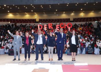 Recibe UATx a más de mil estudiantes de nuevo ingreso