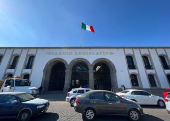 Comparecencia de secretarios en el Congreso, hecho sin precedente