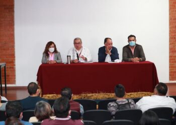 Mantiene SEPE-USET comunicación estrecha con docentes