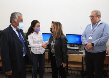 Alumnos de telesecundaria en Nopalucan reciben aula didáctica y equipamiento