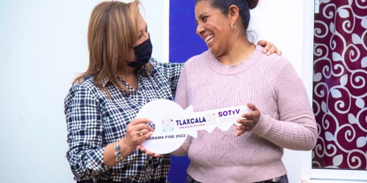 Gobernadora entrega acciones de viviendas en Nopalucan y beneficia a 28 familias