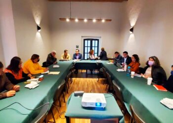 Continúa integración del libro de texto gratuito para cuarto grado de primaria en Tlaxcala