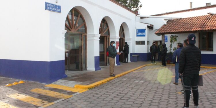 Ajusta SMyT costos de sus trámites ante actualización de la UMA