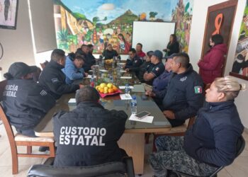 Capacita fiscalía anticorrupción a elementos policiacos y servidores públicos