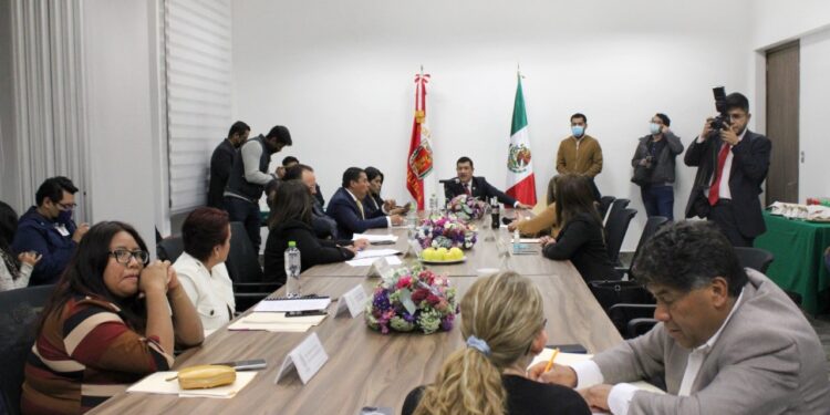 Comisión de Puntos Constitucionales emite dictamen para reformar la Ley de Salud