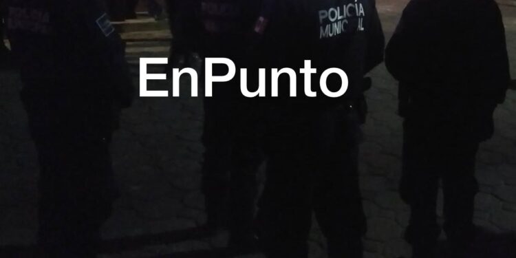 Tras riña balean a dos policías y un civil en Xaloztoc.