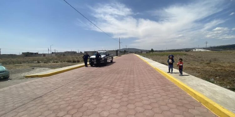 Inauguran calle Cuauhtémoc en San Diego Xalpatlahuaya en Huamantla.