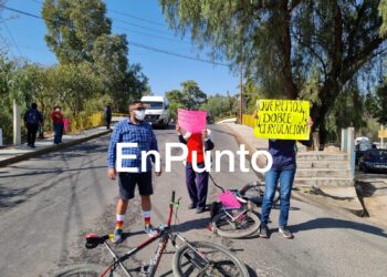 Se manifiestan vecinos en contra de obra en la capital del estado.