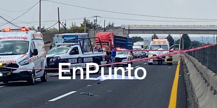 Presuntamente tras ser perseguido por personal de migración; muere migrante al ser atropellado en Xaloztoc.