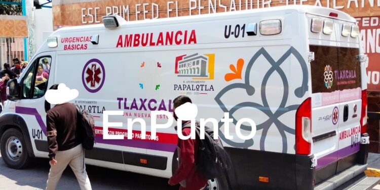 Por jugar ”Pensador México” se desmayan alumnos en SPM.