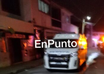 Tras quedarse sin frenos muere repartidor de pizzas en Teacalco.