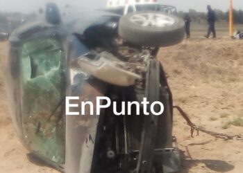 Deja volcadura 6 personas lesionadas entre Atltzayanca y Huamantla.