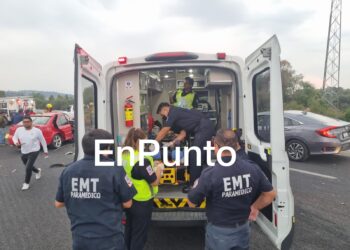 Muere motociclista al ser atropellado en Atlangatepec.