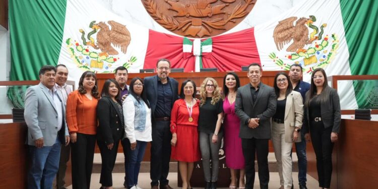 Entrega Congreso del Estado presea “José Arámburu Garreta” 2023