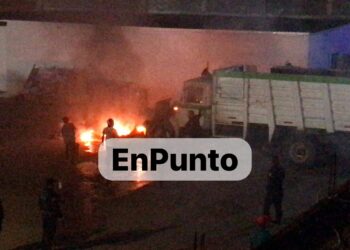 Se incendia camión dentro de CONASA Huamantla.