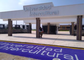 Inauguran en Ixtenco Universidad Intercultural.