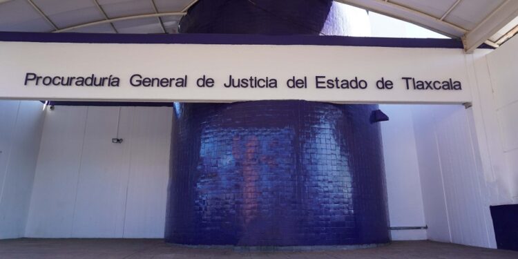 Recibe PGJE denuncia por el delito contra la vida, integridad y dignidad de los animales