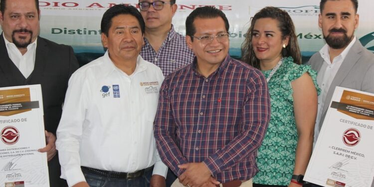 Atestigua Carlos Luna Certificación de Empresas Limpias Tlaxcaltecas por Profepa