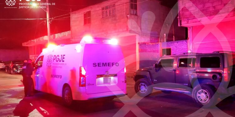 PGJE inicia carpeta de investigación por homicidio doloso en la Magdalena Tlaltélulco.