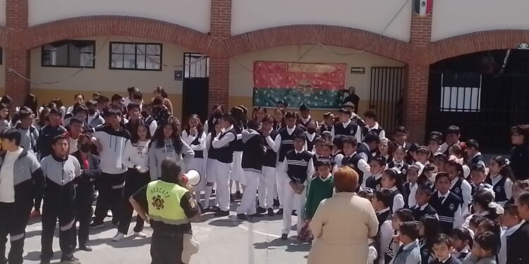 Olvidadas están escuelas de Huamantla en cuestión de Primeros Auxilios: Gerardo Espinoza Jiménez.