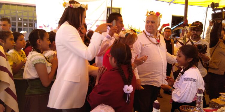 Recibe Ixtenco Nombramiento como Pueblo Mágico y Actualización como Pueblos Mágicos a Huamantla y Tlaxco