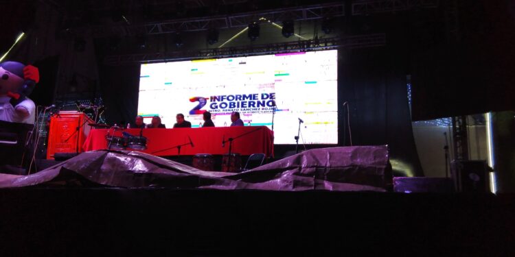 Realiza Presidente de Ixtenco su Segundo Informe de Gobierno.