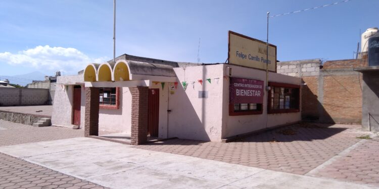 Pobladores de Comunidad Felipe Carrillo Puerto se manifiestan ante desabasto de servicio de agua potable.
