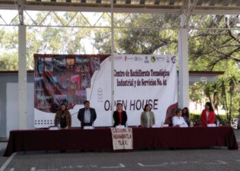 Realiza CBTIS de Huamantla Open Huose o Casa Abierta 2024.