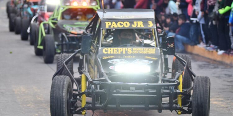 Se celebrará hoy en Huamantla el Tradicional Desfile de Carcachas 2024.