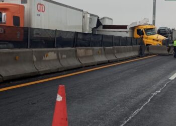 Se registra en Huamantla choque por alcance.